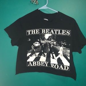 graphic tee crop top